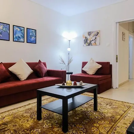 Zeus 2-bdrm Apartment, Vesta Philoxenia Apartman *