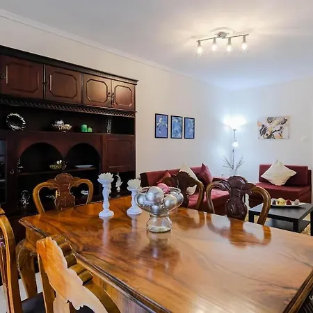 Zeus 2-bdrm Apartment, Vesta Philoxenia