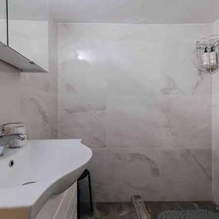 Appartement Zeus 2-bdrm Apartment, Vesta Philoxenia