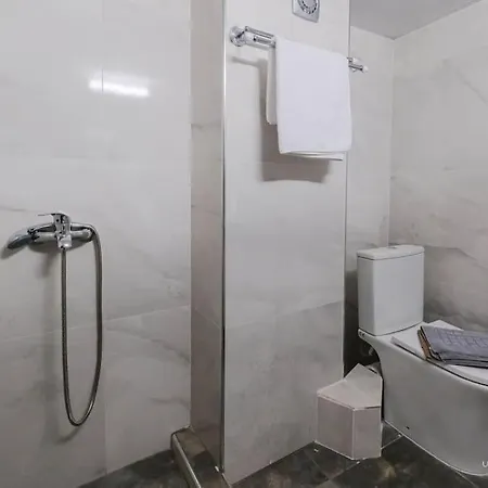 Apartamento Zeus 2-bdrm Apartment, Vesta Philoxenia Tesalónica